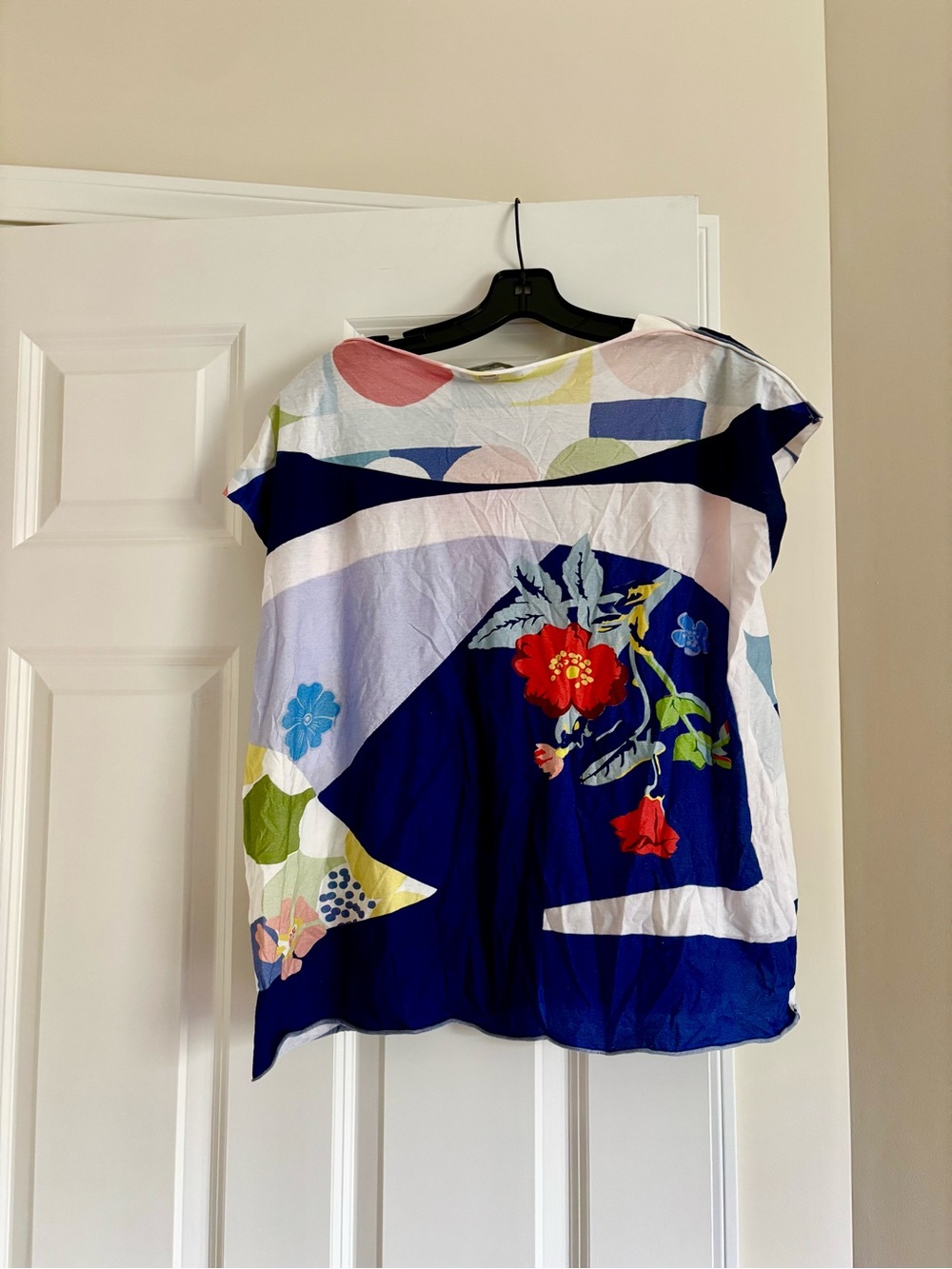 Women’s Short Sleeve Floral Colorblock Top - Navy & Multicolor